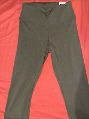 Victoria secret PINK Olive green cotton leggings